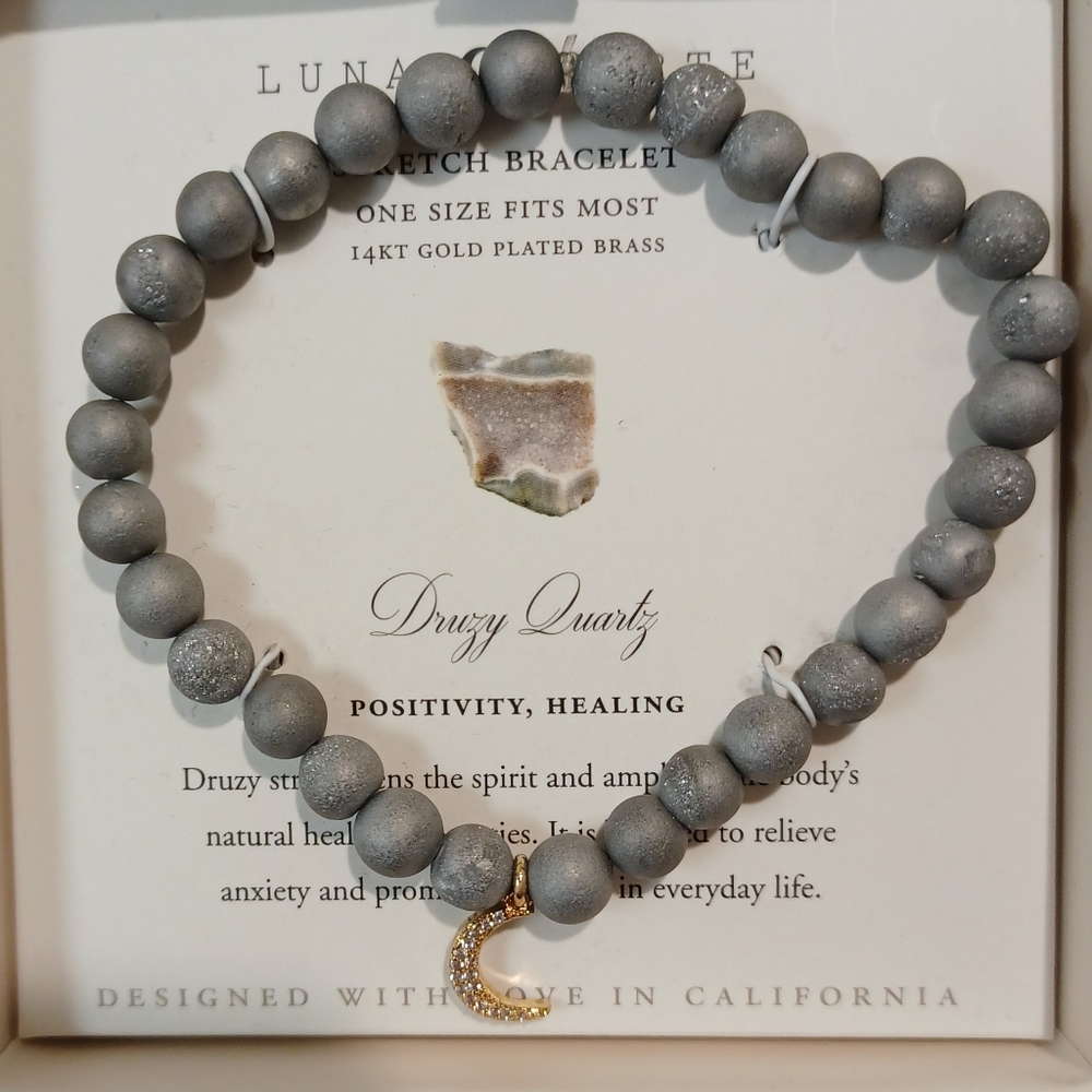 LUNA NORTE 14K GOLD PLATED MOON CRYSTAL CHARM W/ DRUSY QUARTZ STRETCH BRACELET